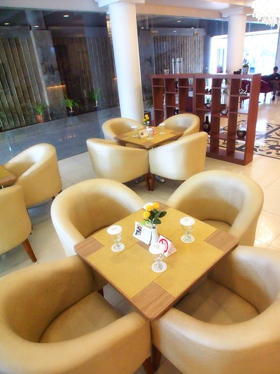 Maven Fatmawati Hotel Jakarta Exterior foto